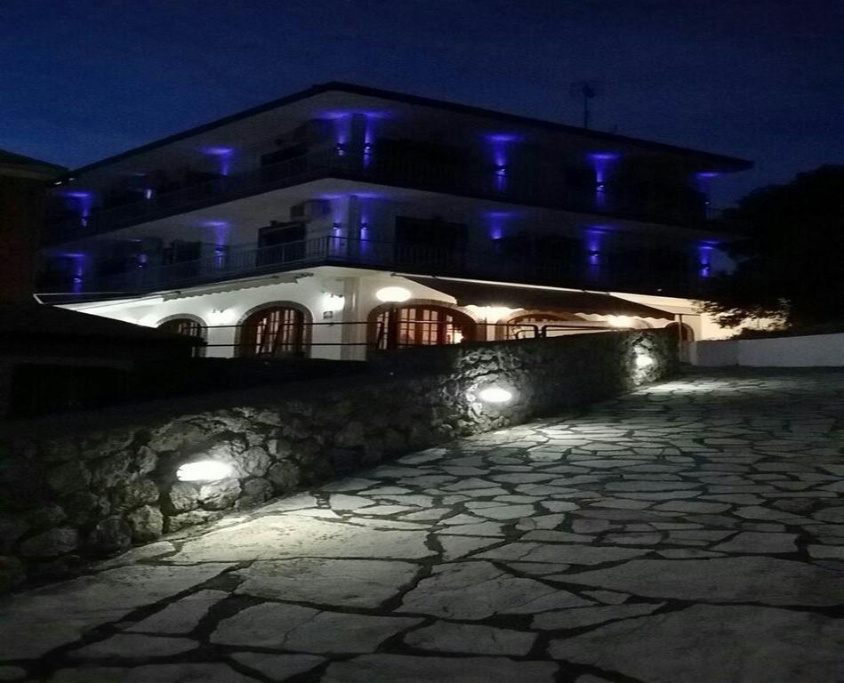 Thomas Art Hotel Pelekas Exteriör bild